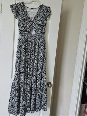 Loft Beach maxi dress Size Small
